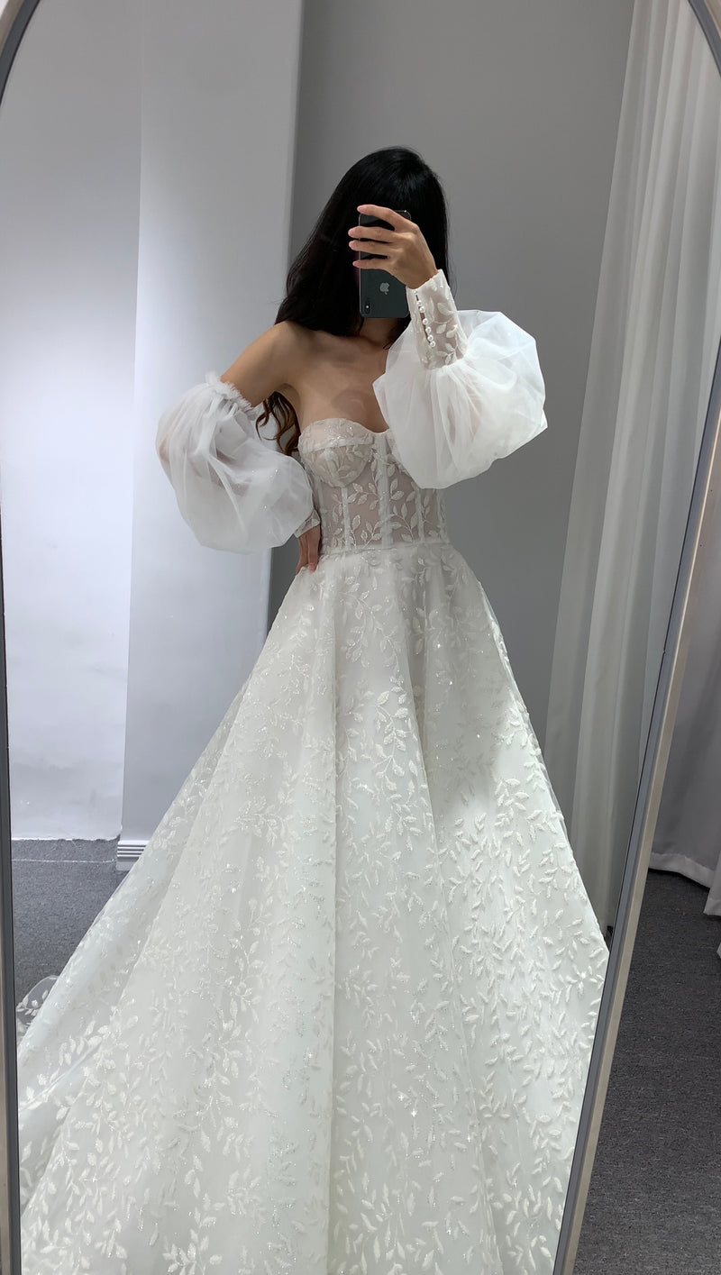 Luna Wedding Dress (M)