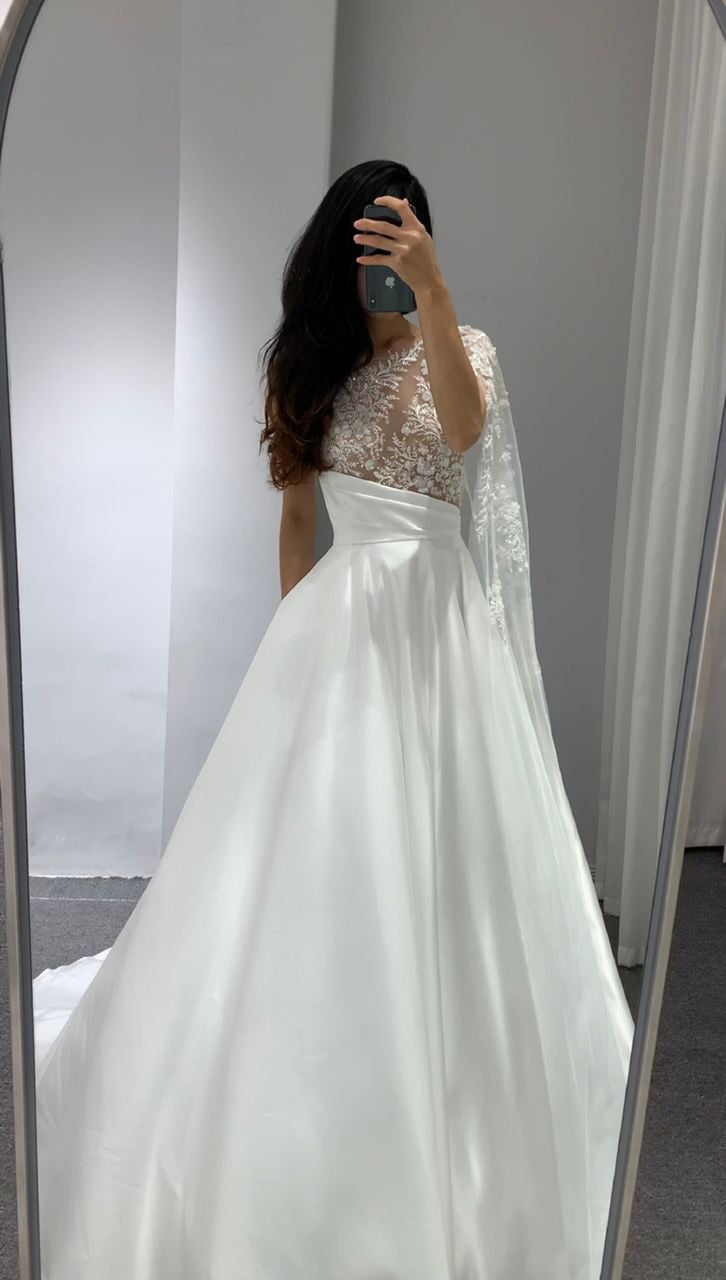 Olivia Bridal Dress (L)